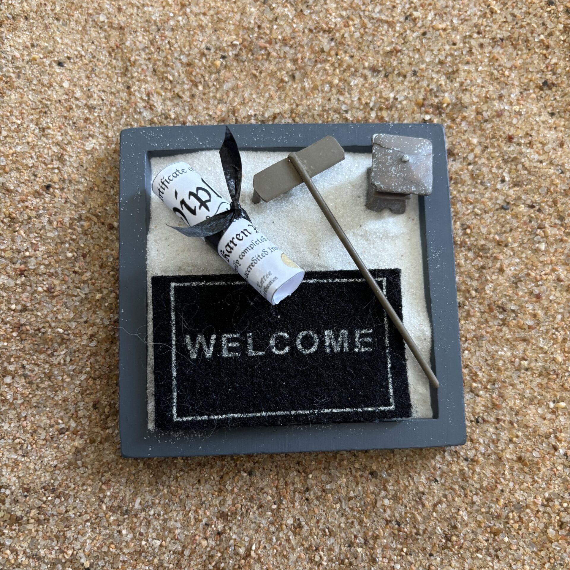 Sandtray welcome